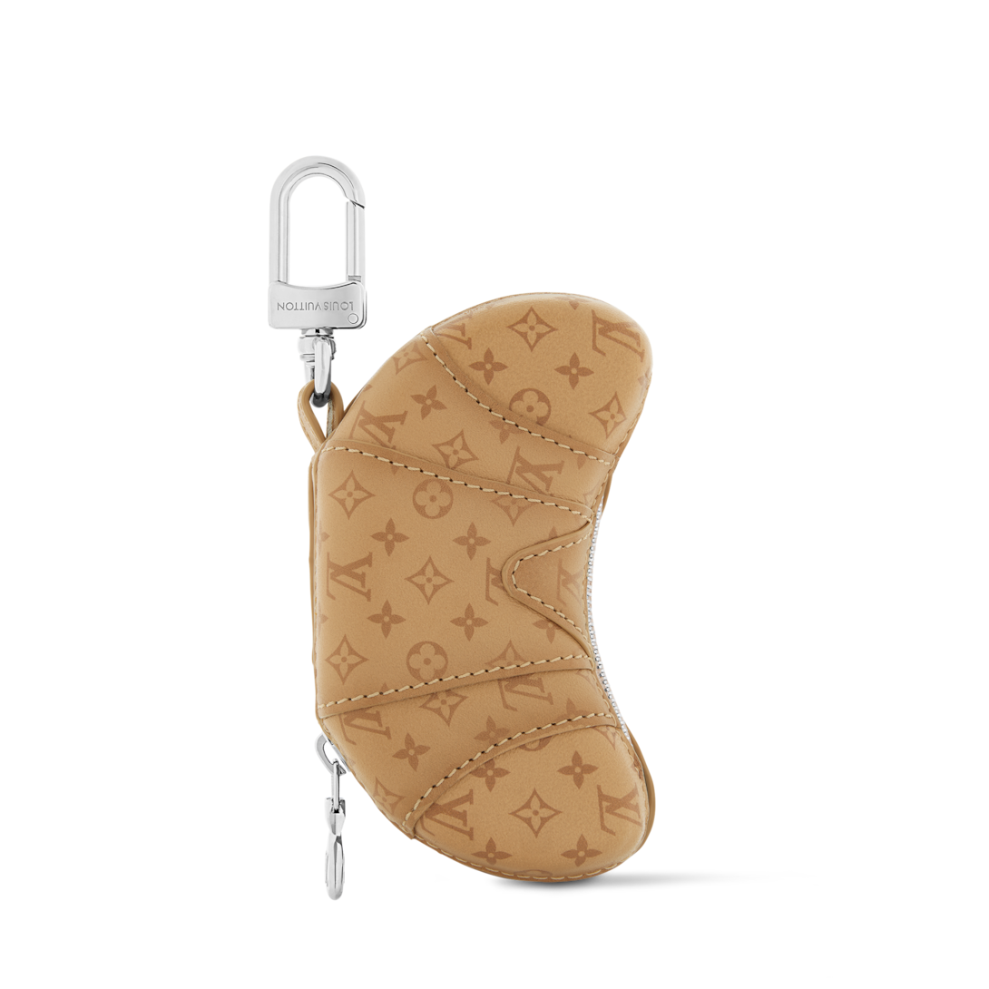 LV Croissant Bag Charm . - } - M01858 | LOUIS VUITTON